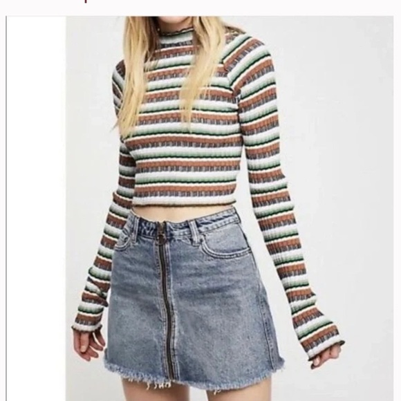 Free People Zip Up Mini Jean Skirt Distressed Raw Hem Denim - Picture 8 of 11